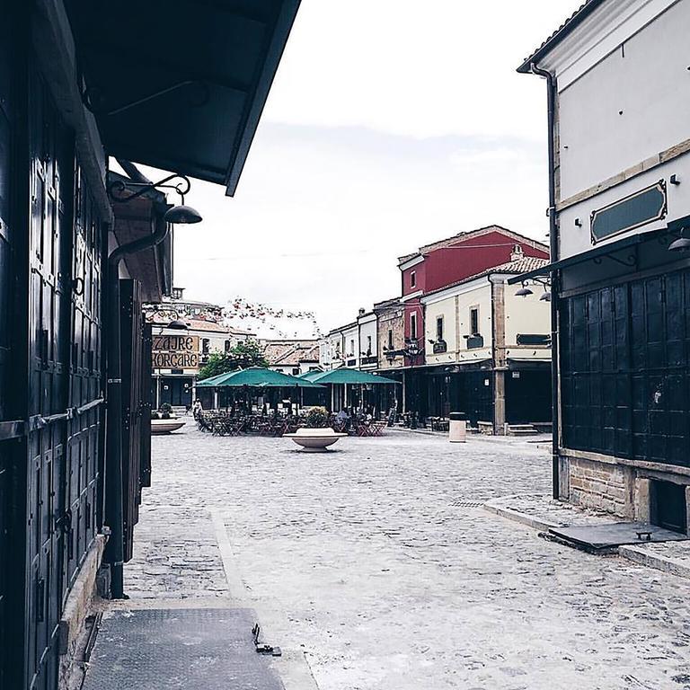 Old Bazaar Rooms Korce Exterior foto